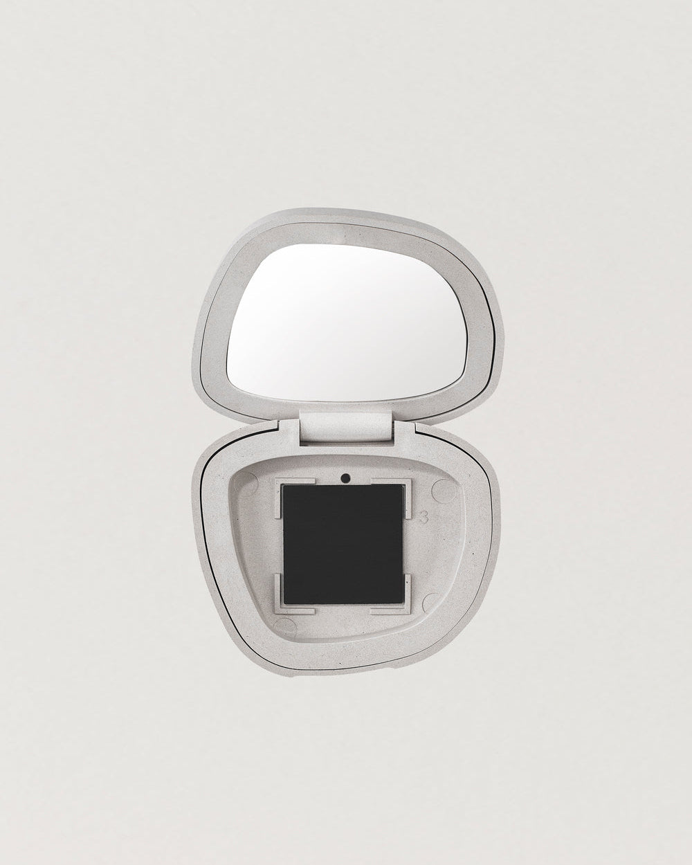 Et al. Empty Refillable Compact