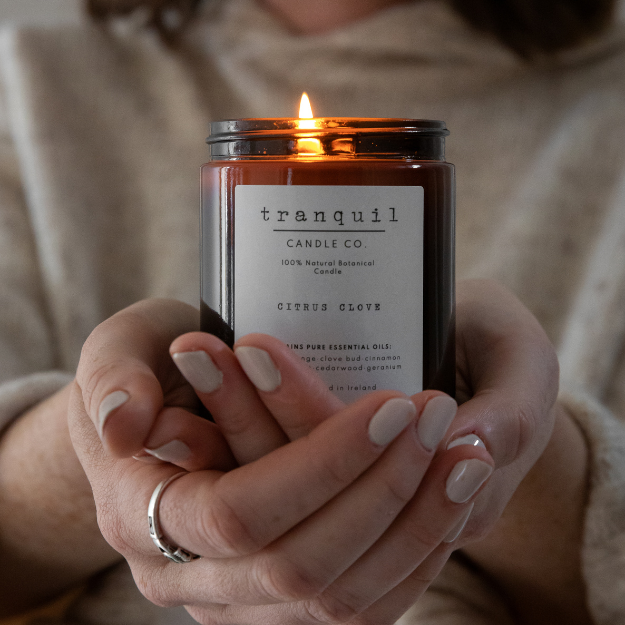 Amber Glass Candle in Box - Citrus Clove